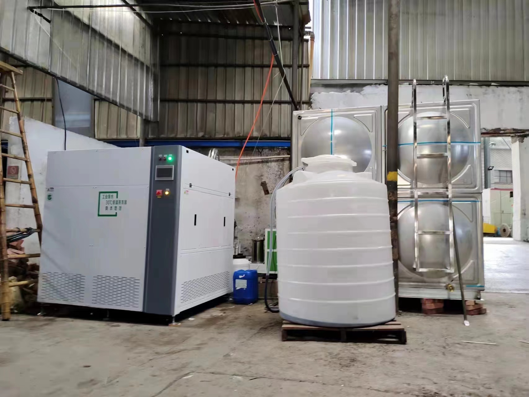 超聲波清洗機指示燈亮，但沒有超聲波輸出是什么原因？